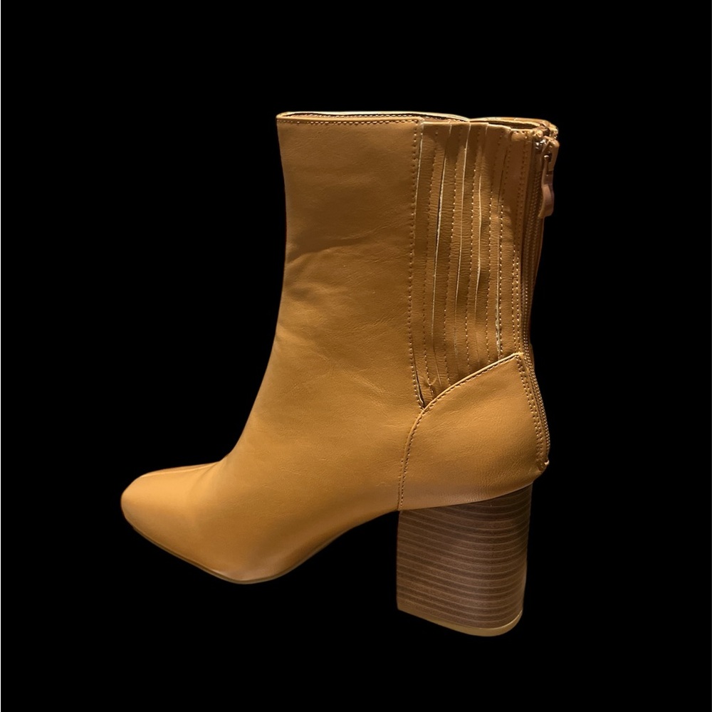 Journee Collection Tan Chunky Heel Boots with Zipper